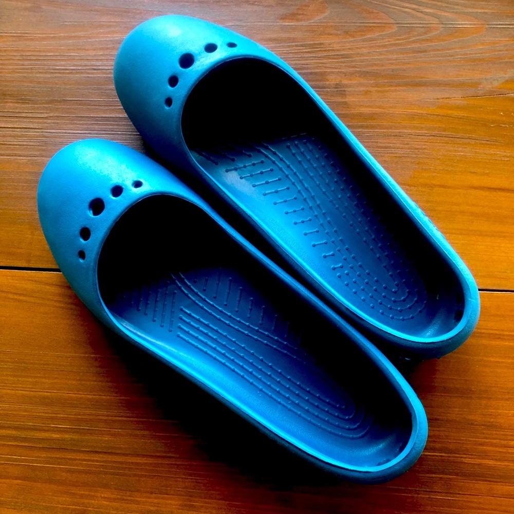 CROCS Prima Ballet Flat - Peacock Blue - Size 8